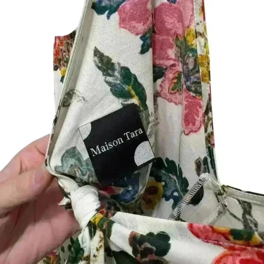 Maison Tara Sleeveless V-Neck Cinched Waist Floral Fit & Flare Dress - Size 16 - Picture 5 of 6